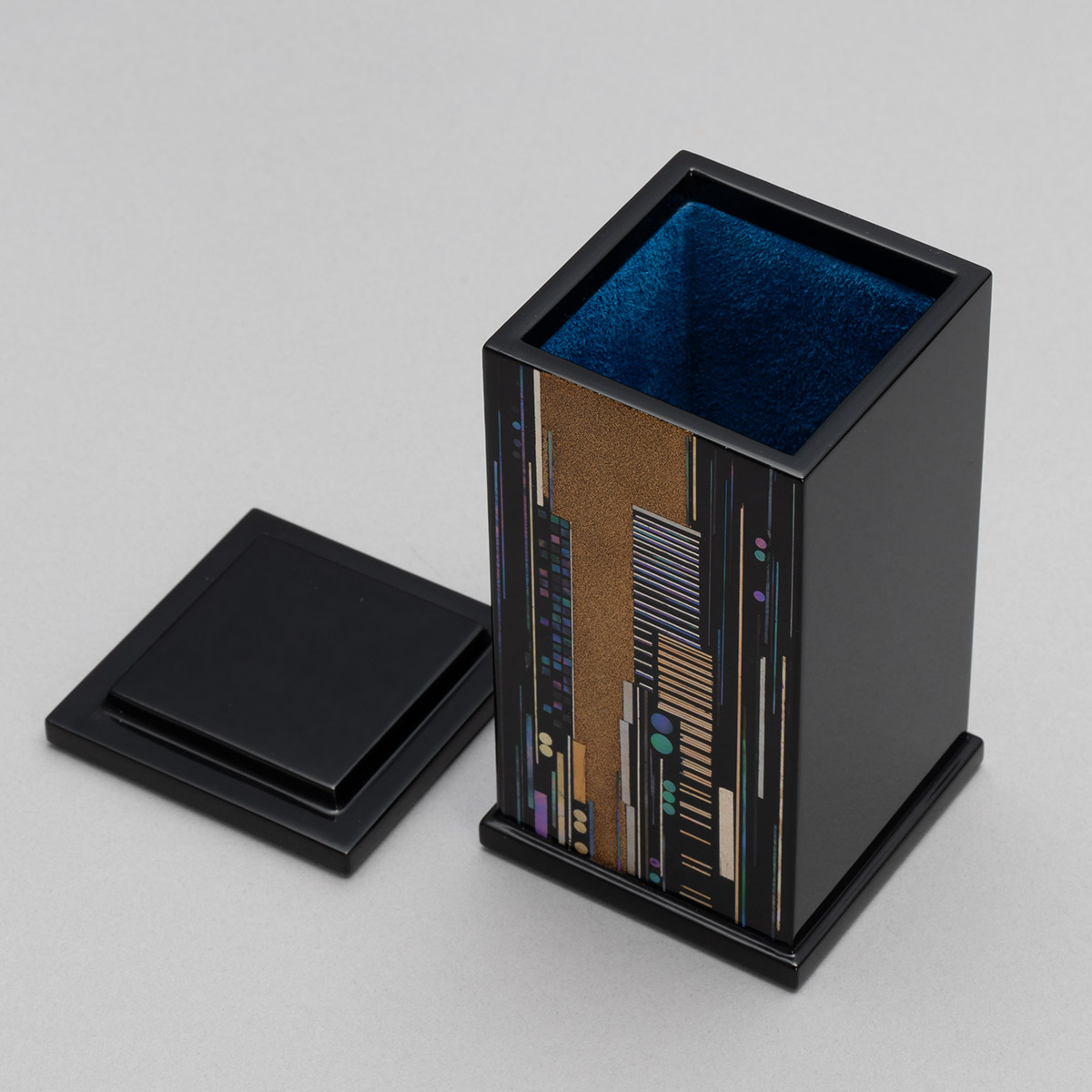 ❤️買い得　✳ 3kg 超綺麗　琉璃　手作り　可愛い　ほら貝形　芸術品　Ｂ 高岡漆器】長角小箱 桜(貝入)黒 | 富山県高岡市 | ふるさと納税