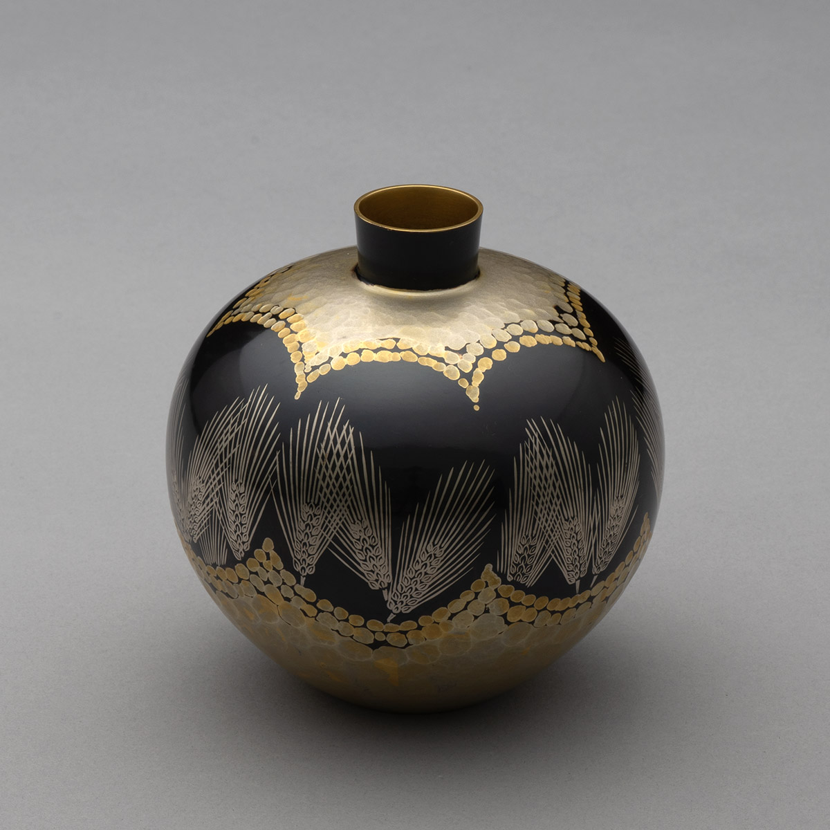 麥文花瓶 | ARTerrace