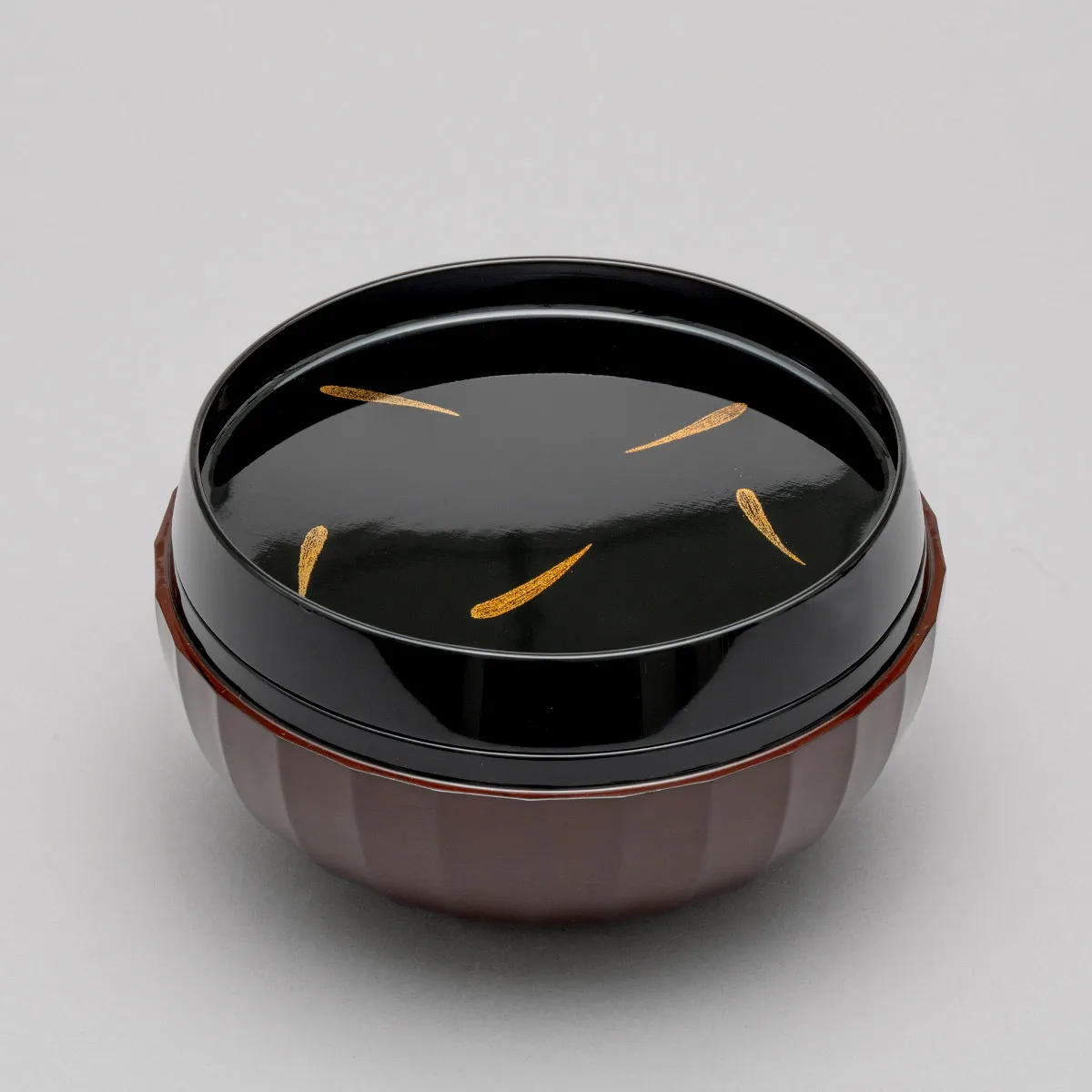 乾漆合子 「菊祥」