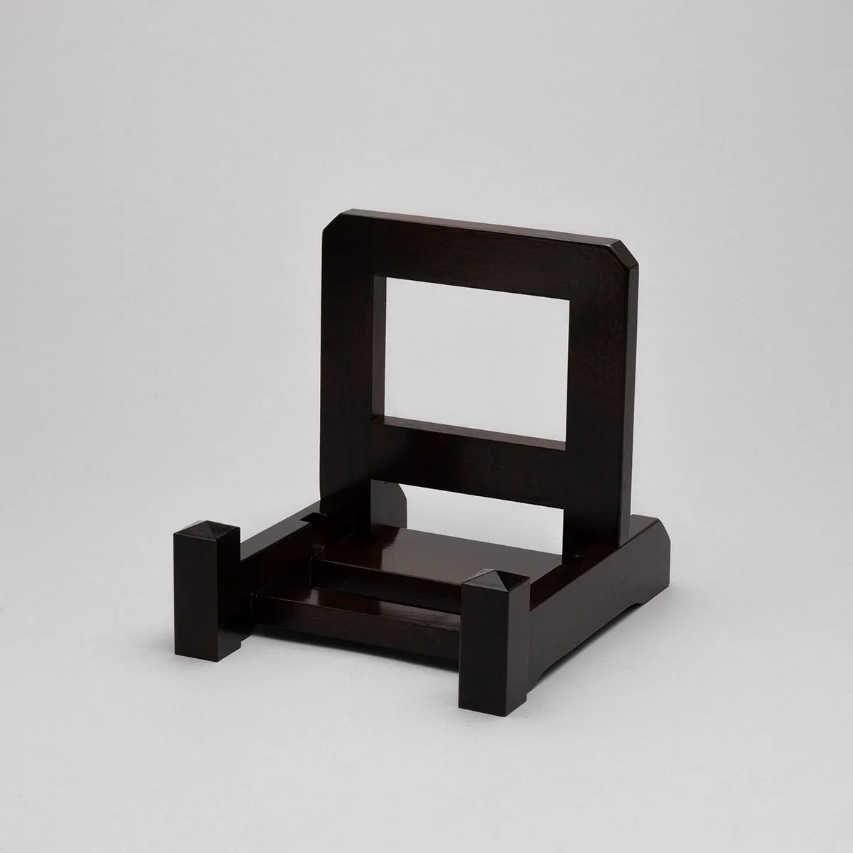 濁手 唐梅文 皿