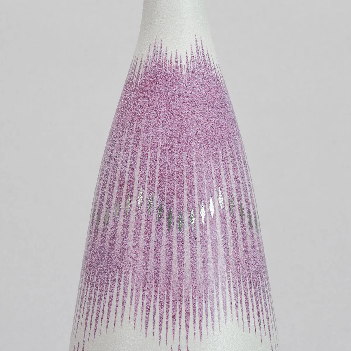 彩色正燕支輪立