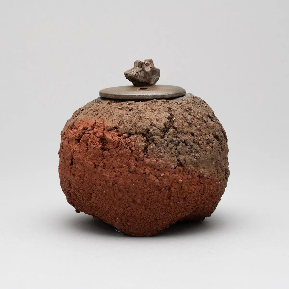 無名異焼の記憶を辿って—人間国宝・伊藤赤儘—