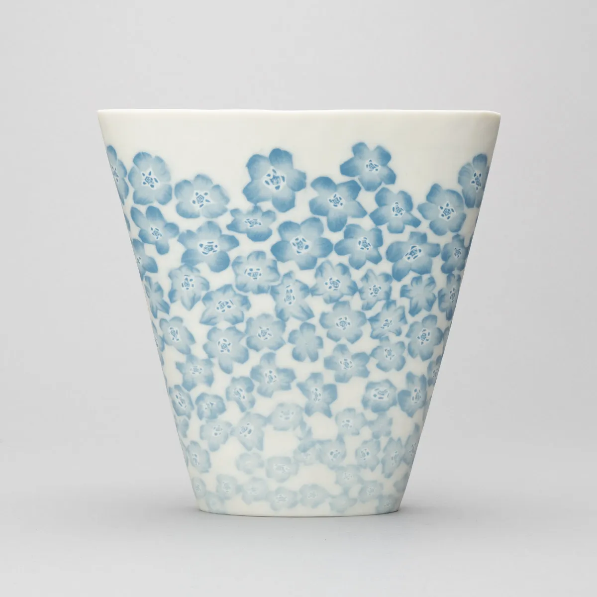 透光練込花器「nemophila」 | ARTerrace