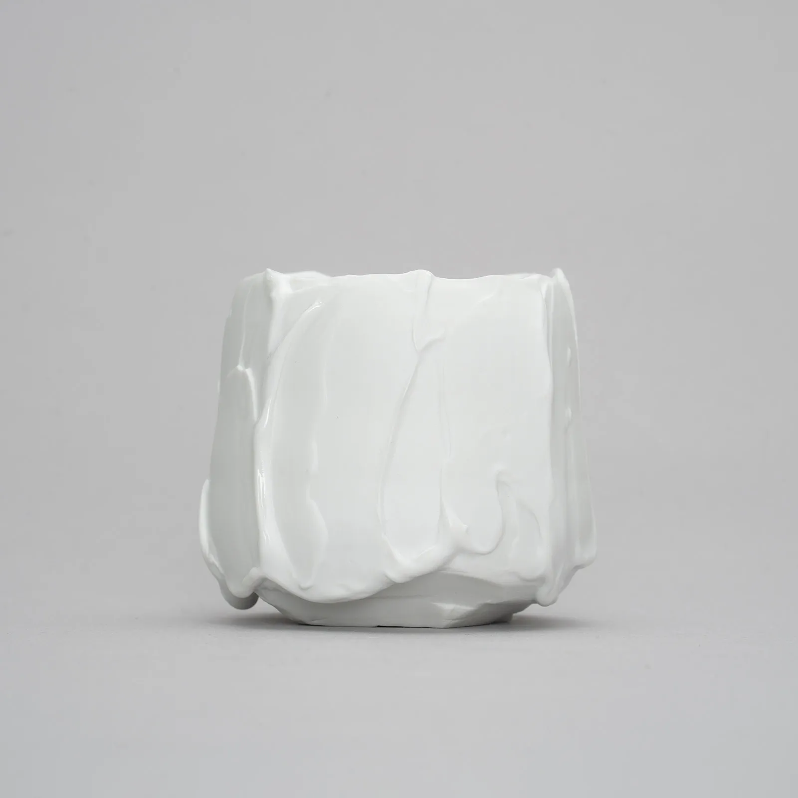 ぐい呑 -纏うカタチ-