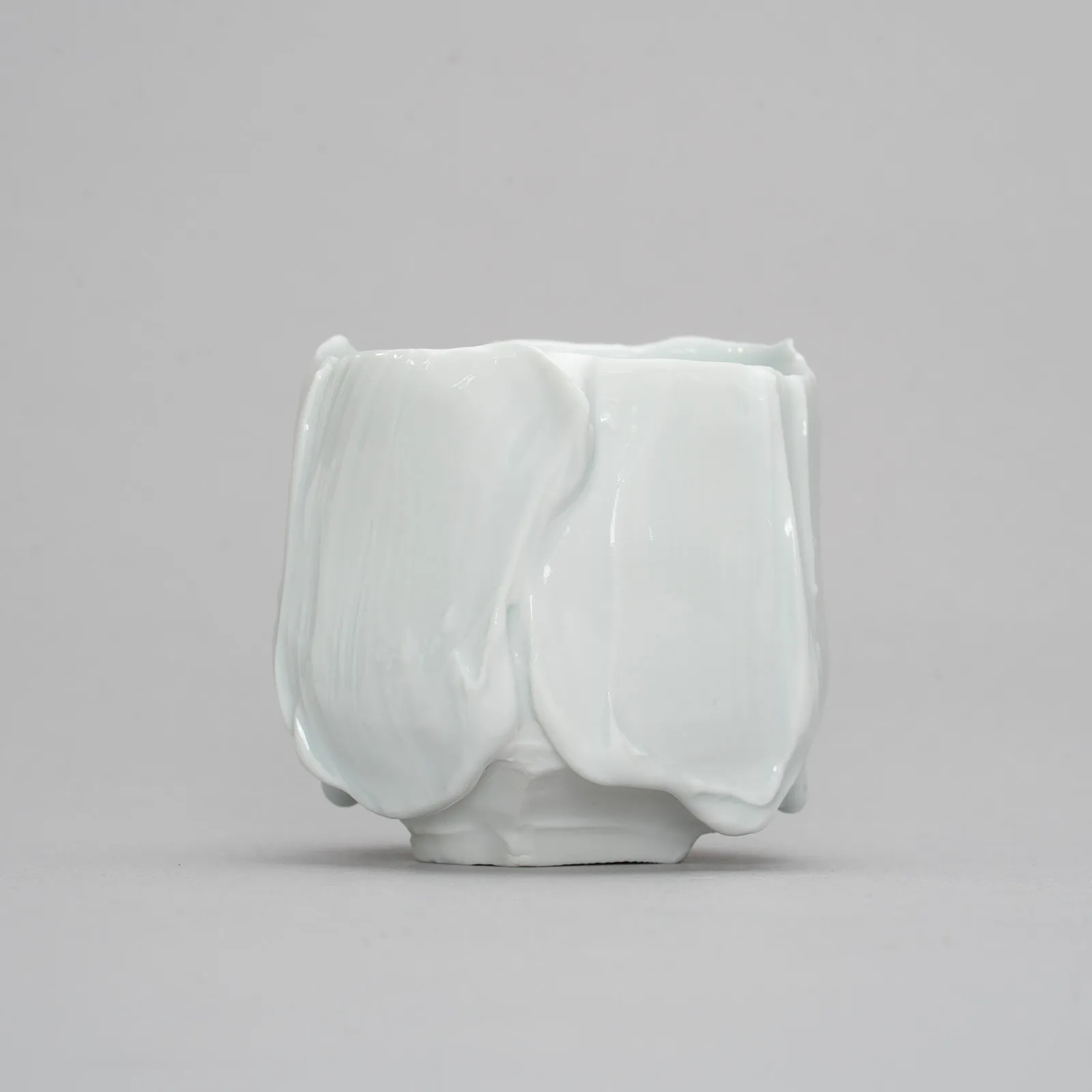 ぐい呑 -纏うカタチ-