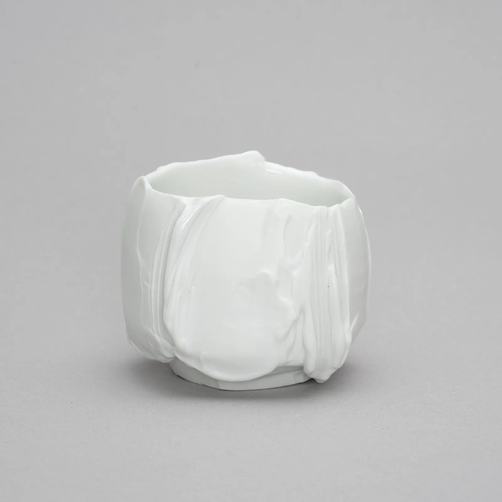 ぐい呑 -纏うカタチ-