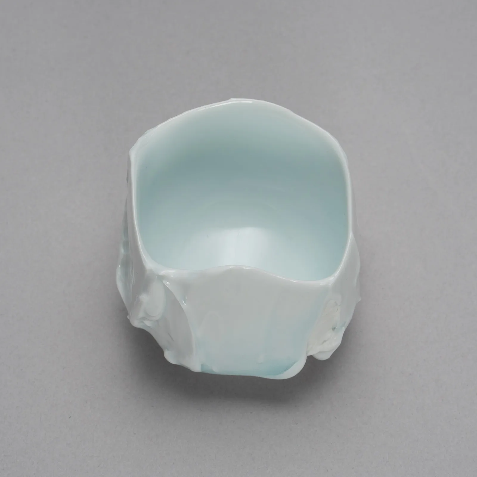 ぐい呑 -纏うカタチ-