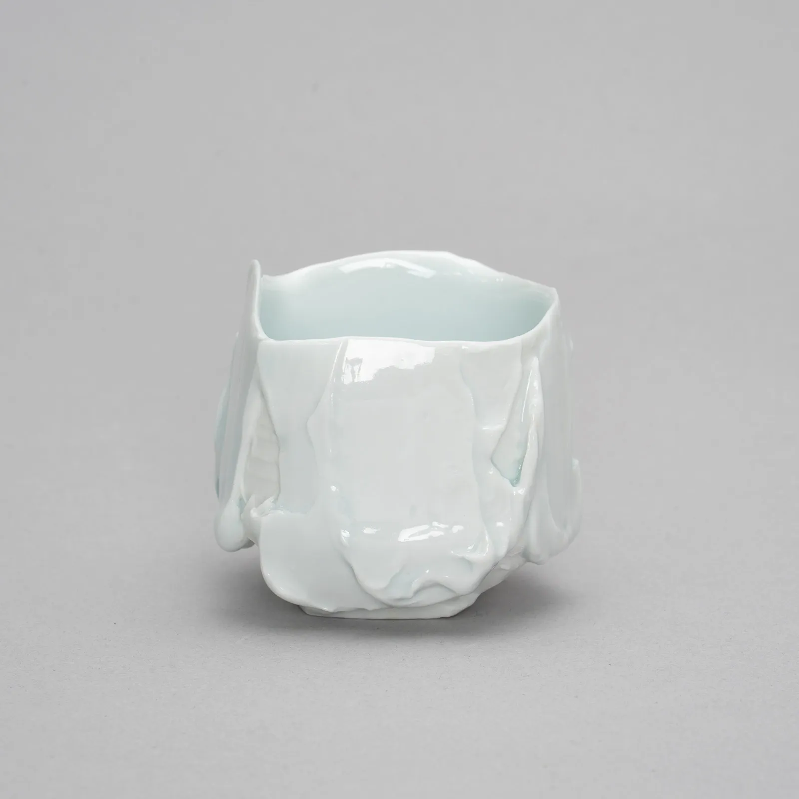 ぐい呑 -纏うカタチ-