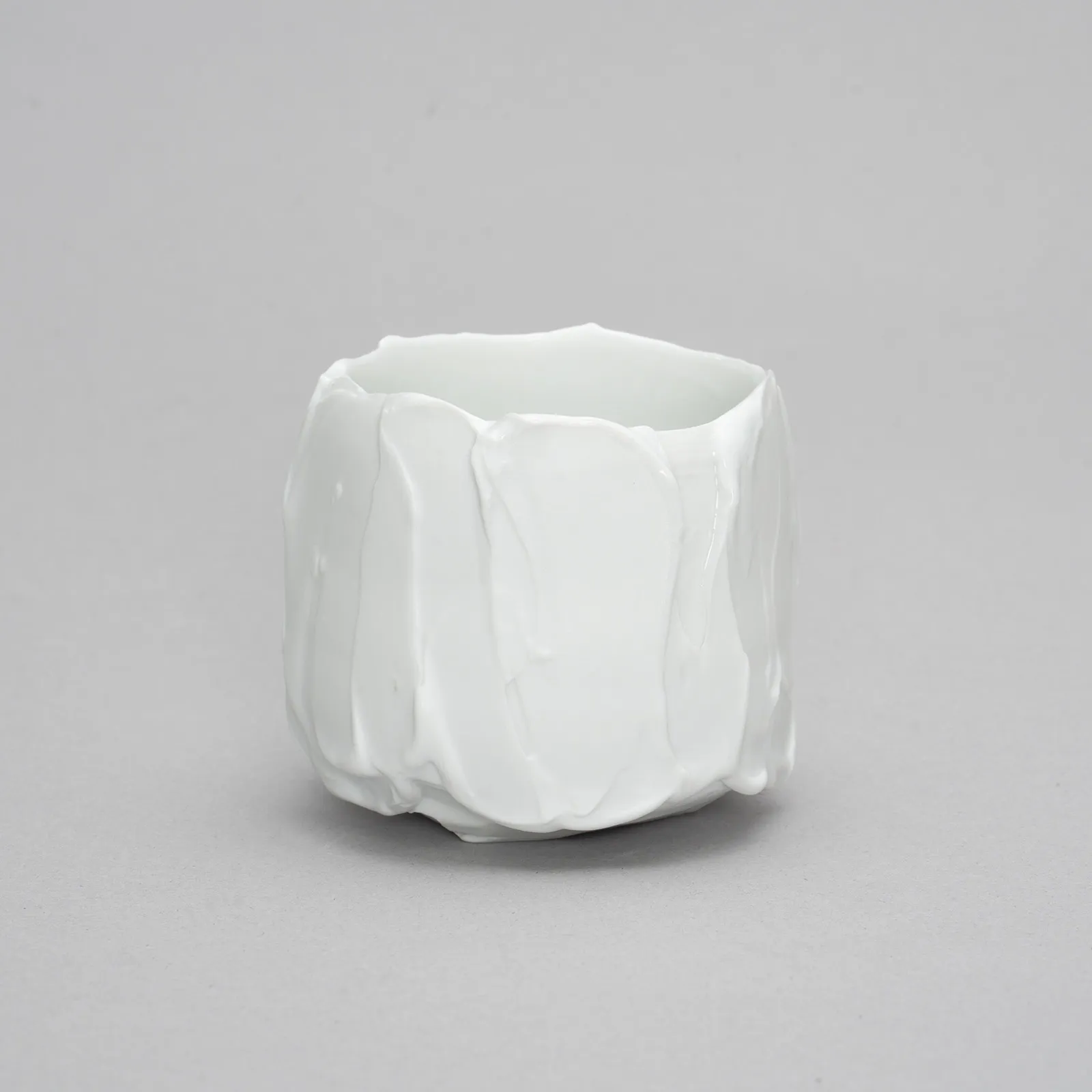 ぐい呑 -纏うカタチ-