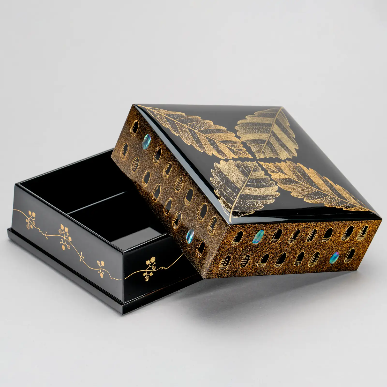 沈金小箱「実り」