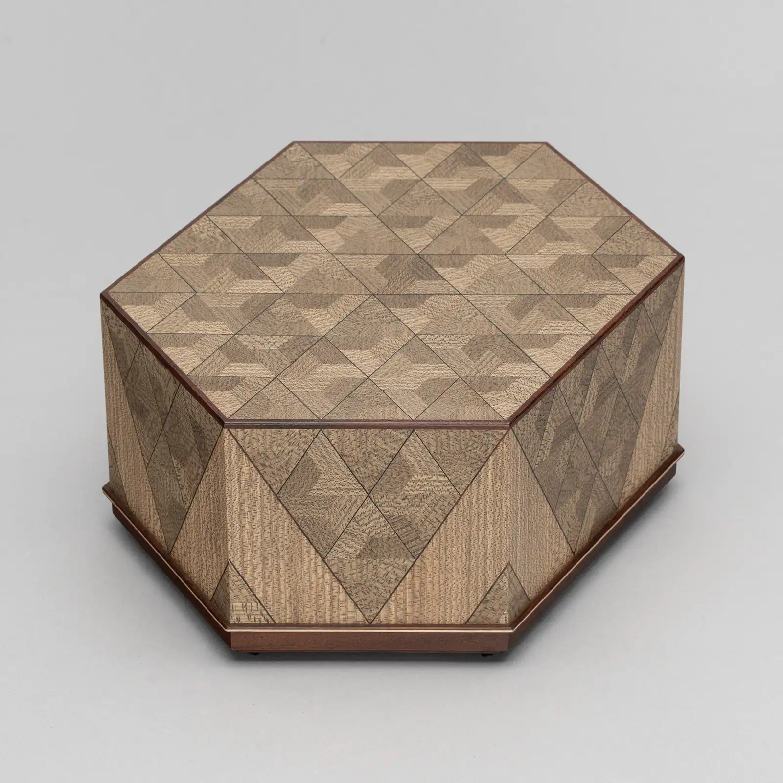 楡木画六角飾箱