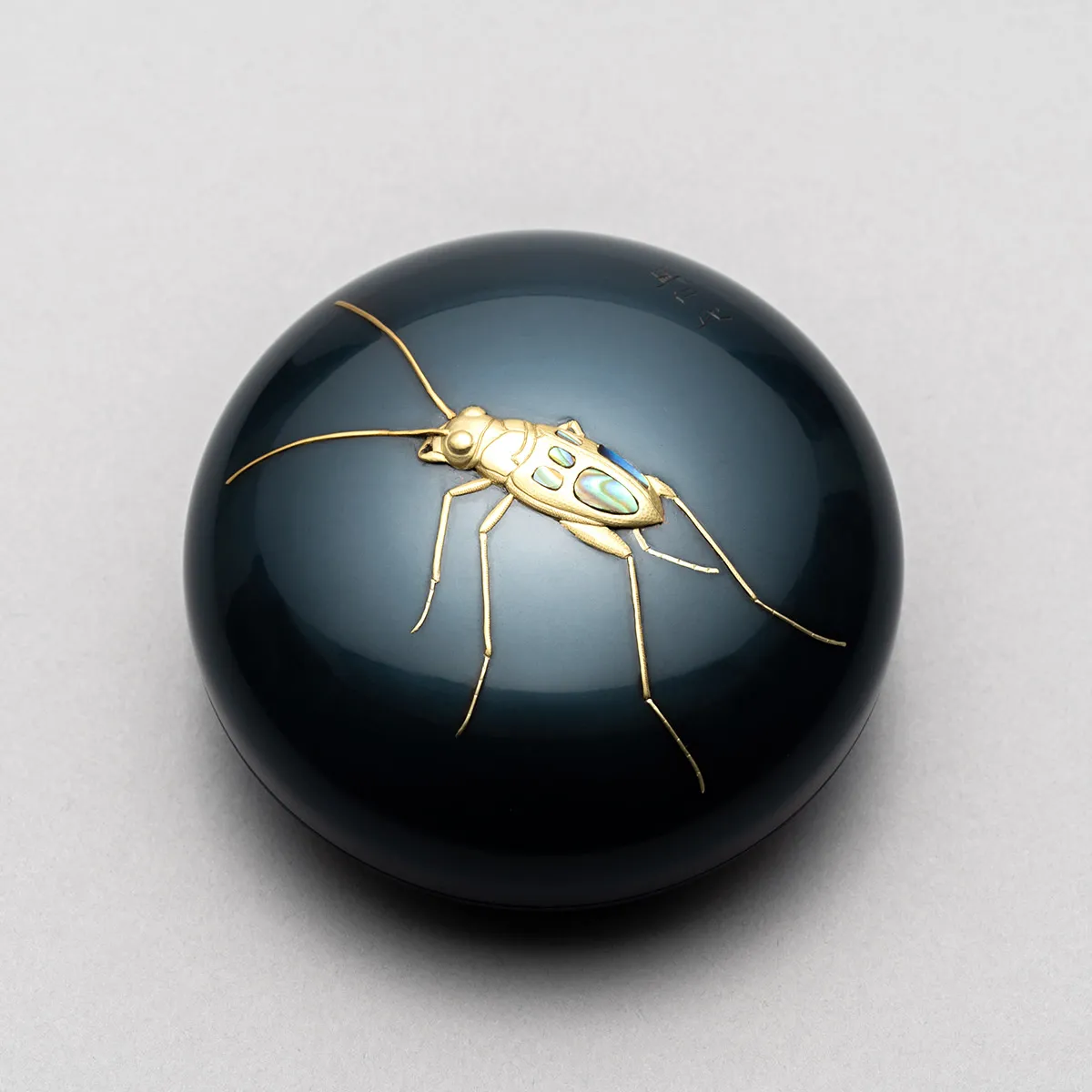 道導べ(ハンミョー) 香盒