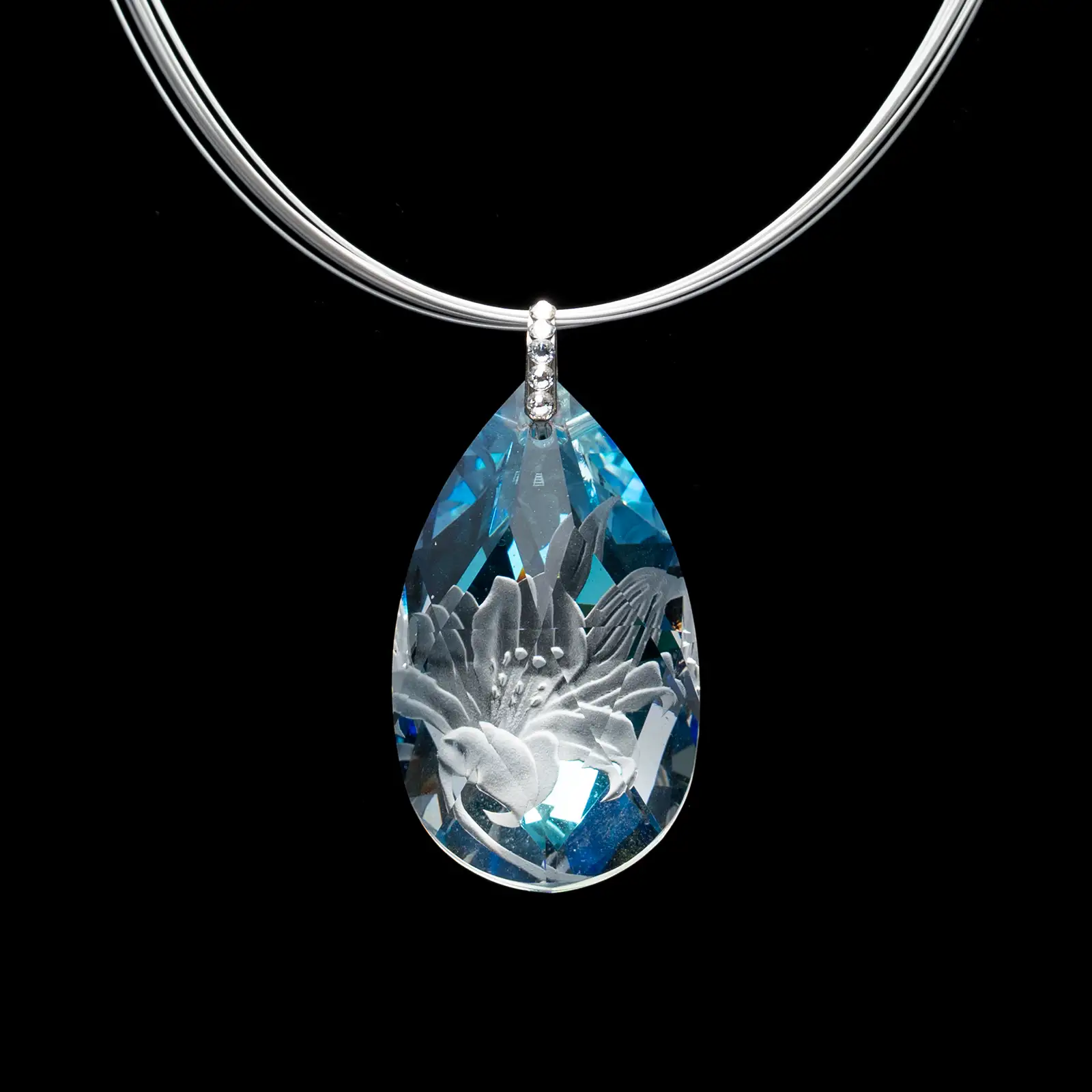 ペンダントトップ「カサブランカ」