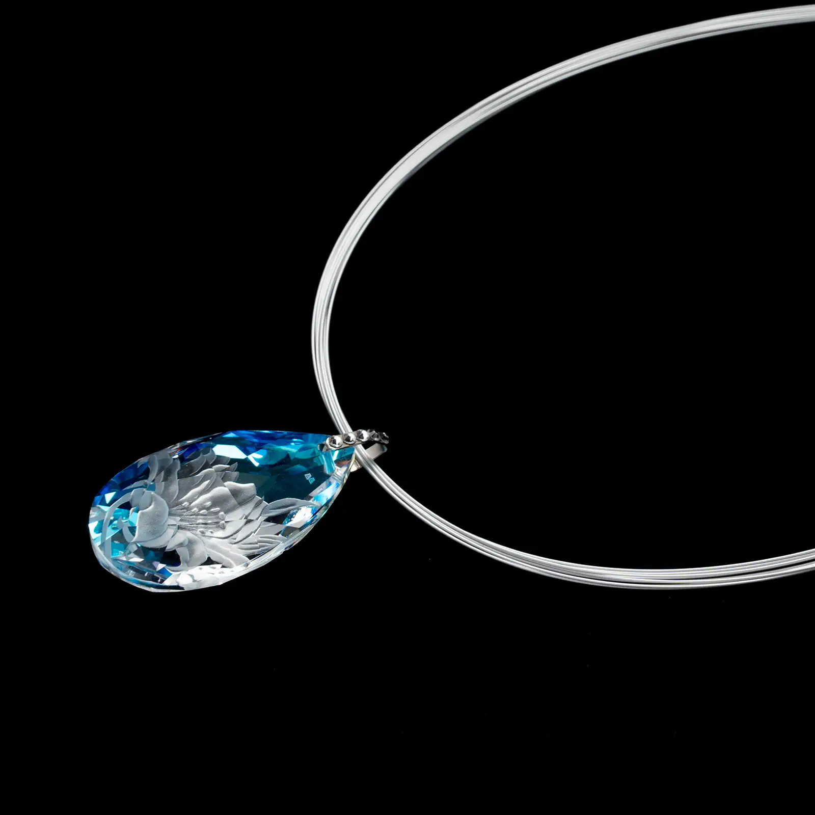 ペンダントトップ「カサブランカ」