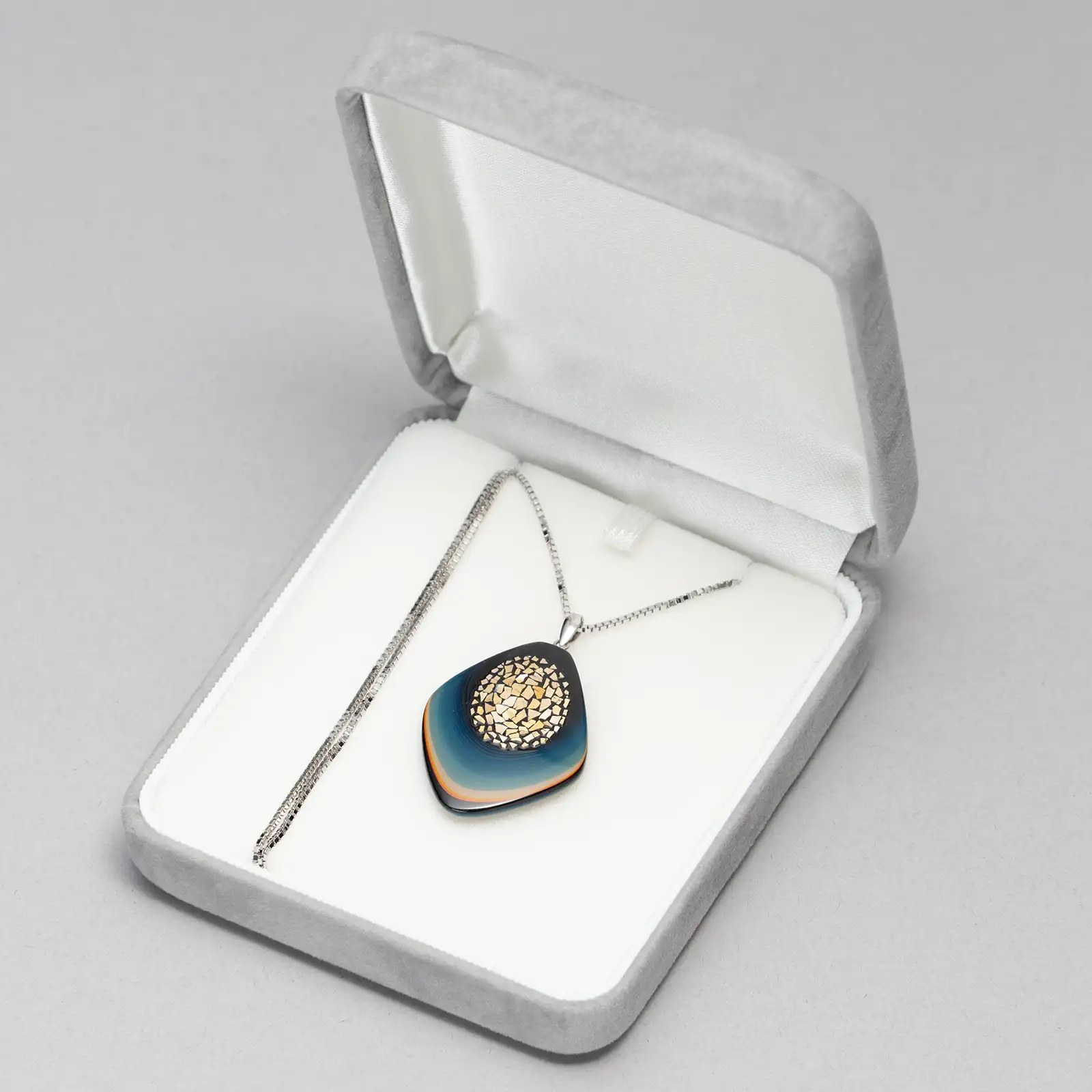 堆漆ペンダント「菱」(小）