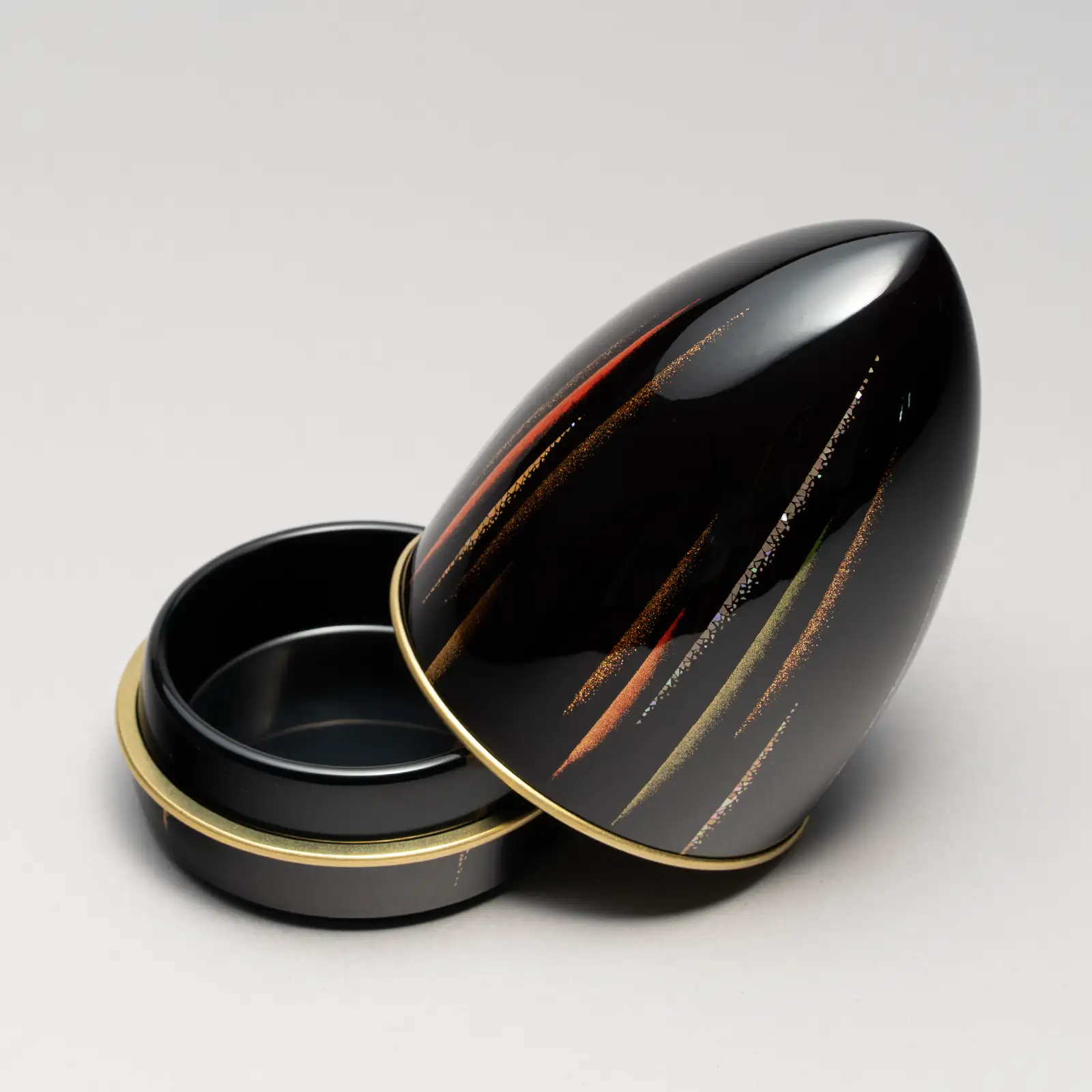 蒔絵合子「木漏陽」